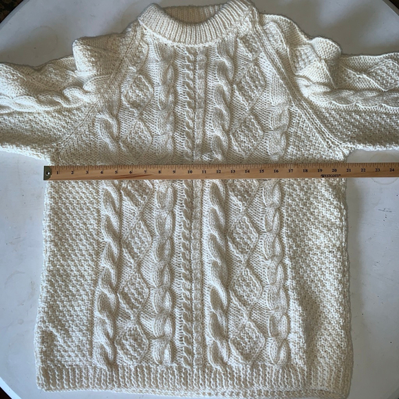 Hand knit Cream Wool Cable Knit Sweater Size M - Picture 6 of 8